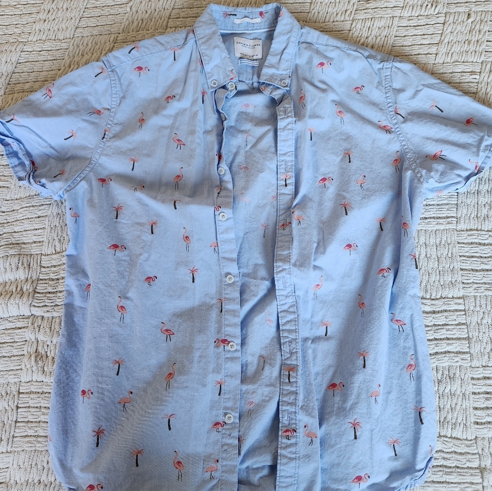 Men's medium button-up dress shirt